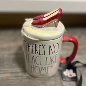 RAE DUNN Wizard of Oz - no place like home mug with ruby red slippers topper NWT
